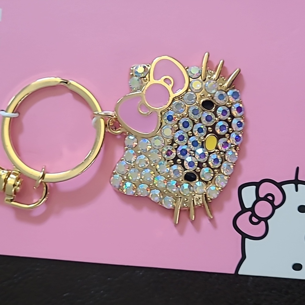 NWT Hello Kitty Rhinestone Keychain - Picture 6 of 6